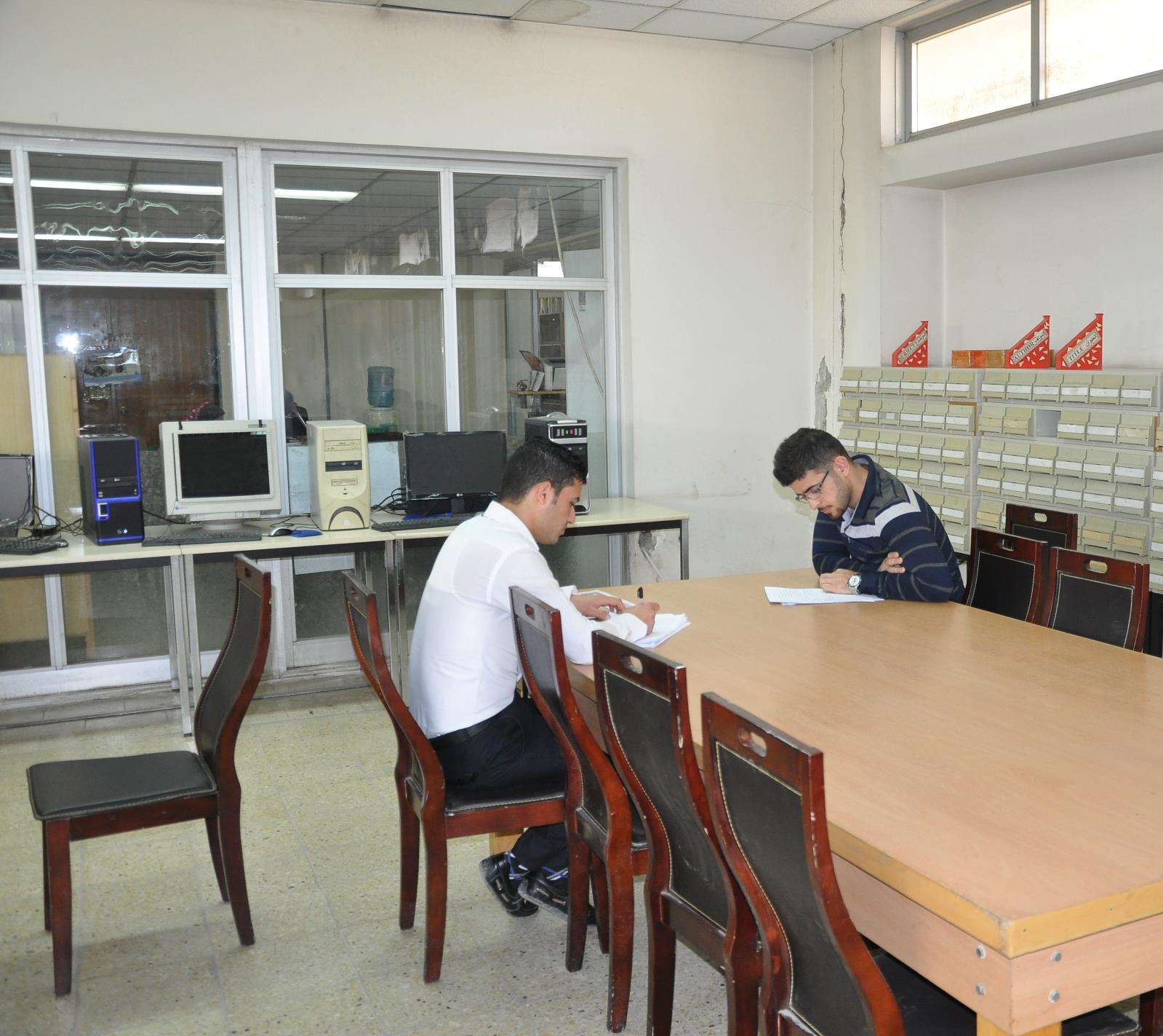 صور من المكتبة المركزية