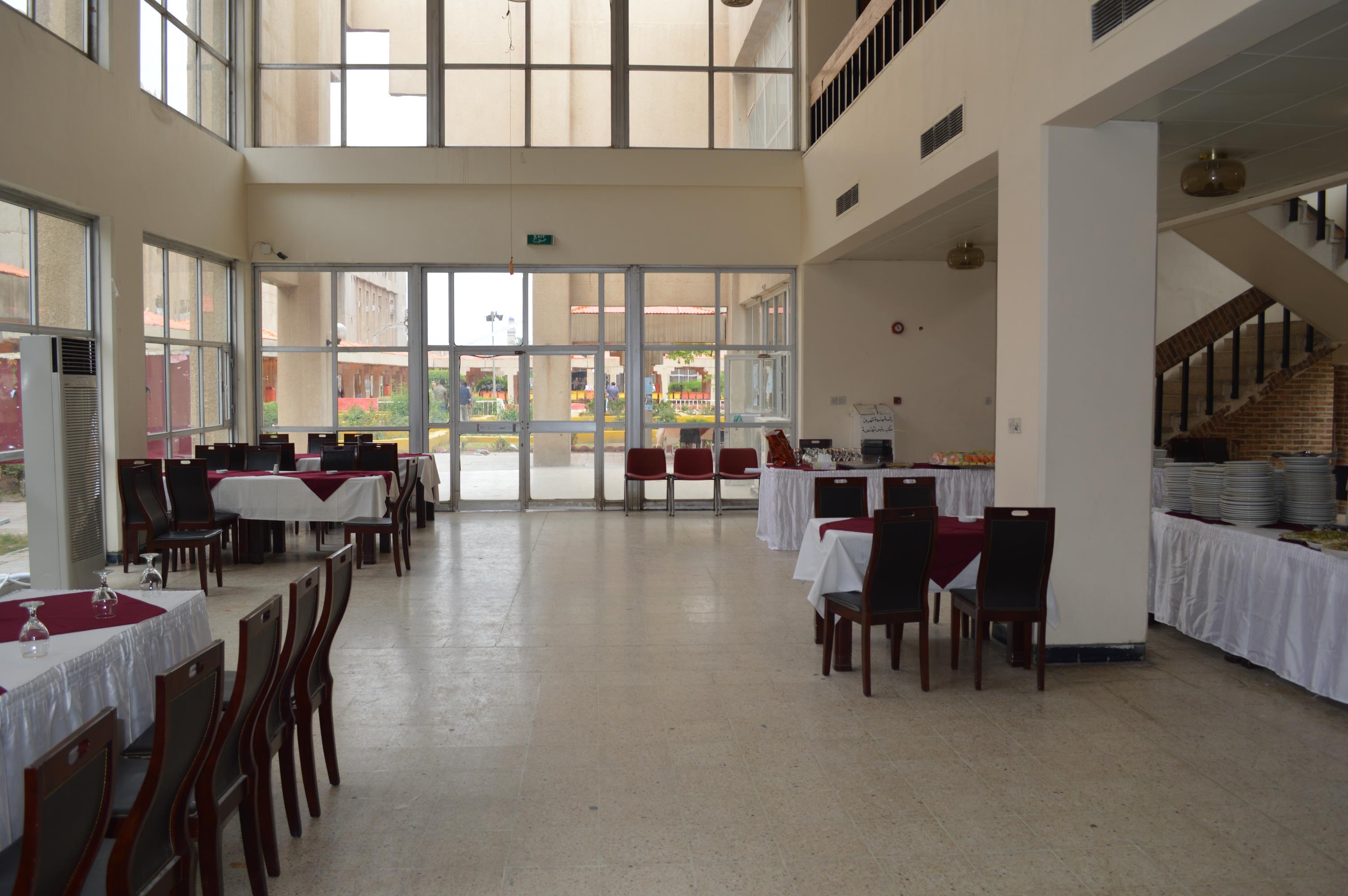 صور منوعة للطلبة و نشاطات الكلية