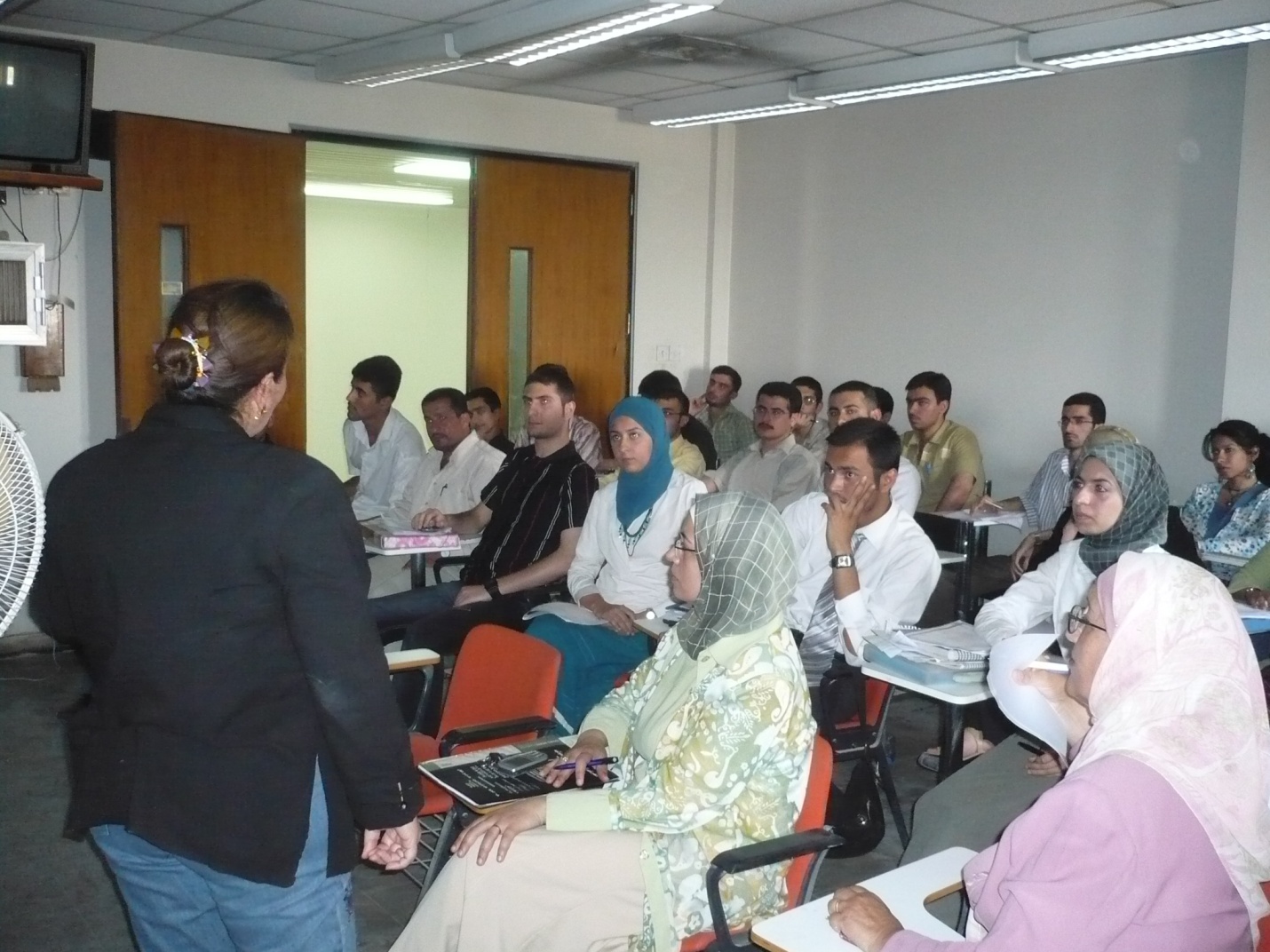 تدريسيين في محاضرات