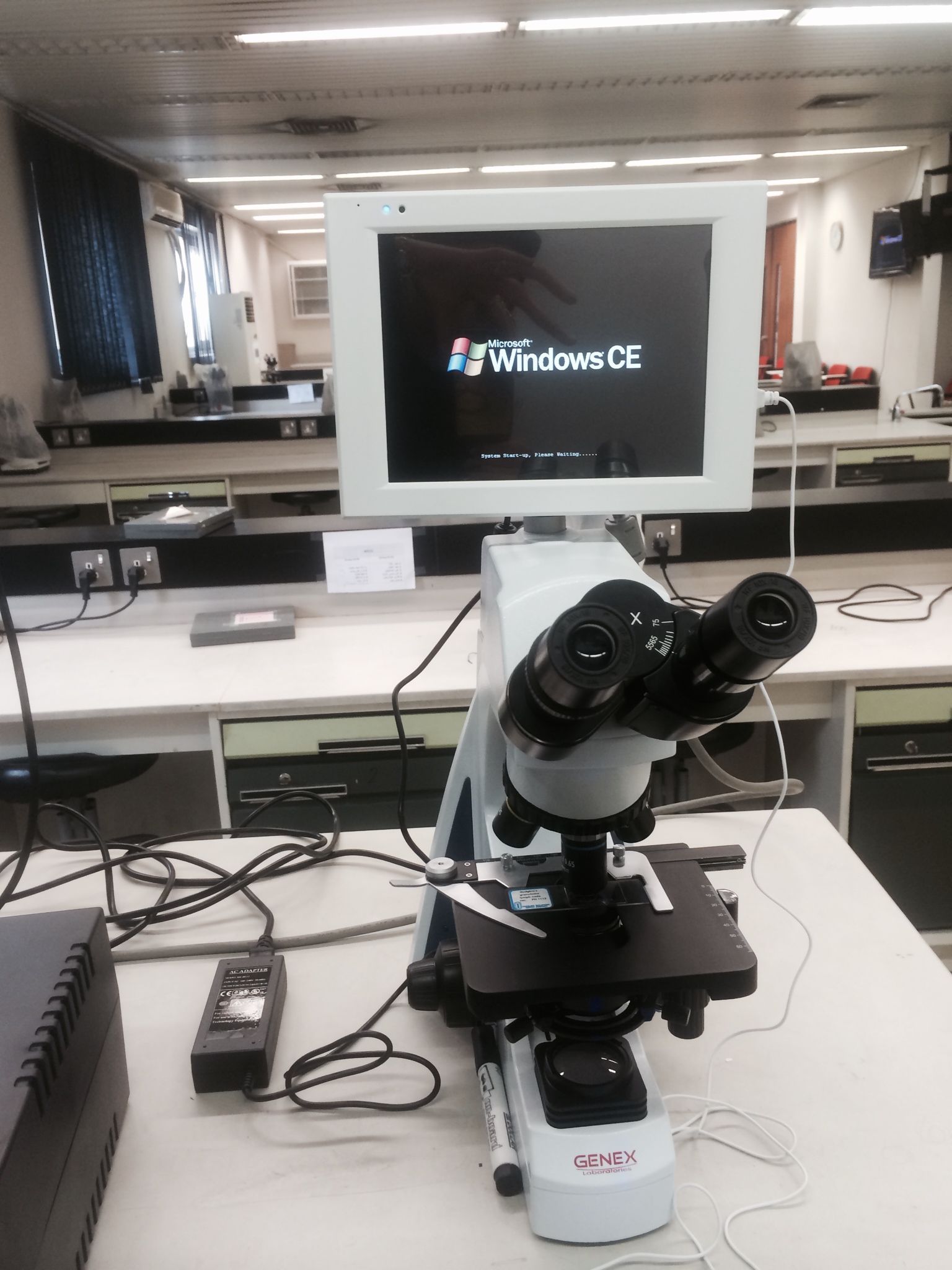 صور مختبر علم الأمراض