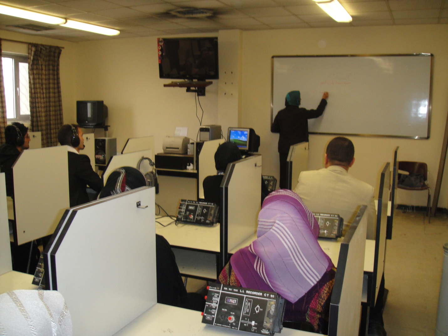 مختبر اللغة الأنكليزية