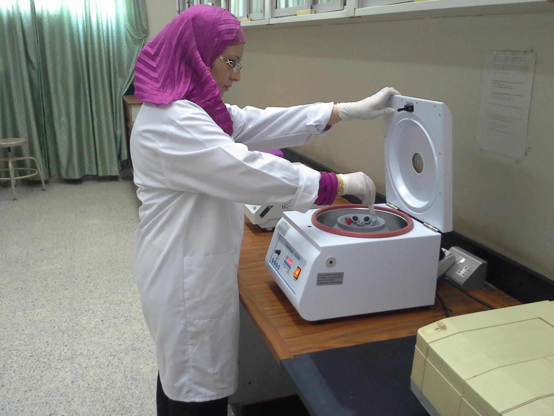 مختبر الاحياء المجهرية