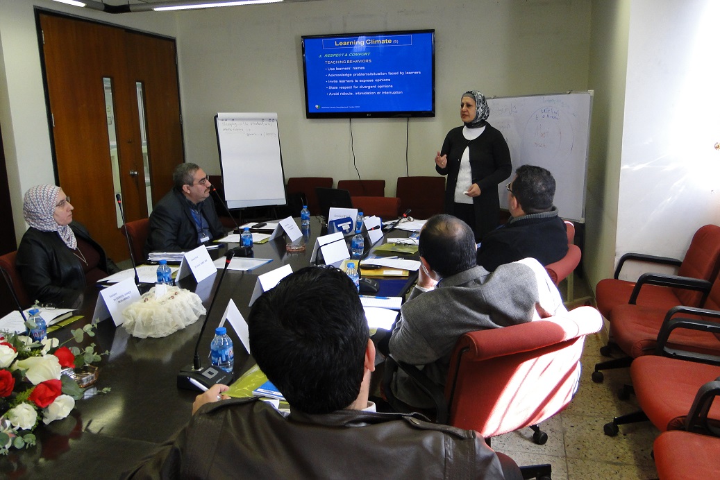 أفتتاح الدورة الثانية لبرنامج التدريسي السريري لمواكبة الجامعات العالمية