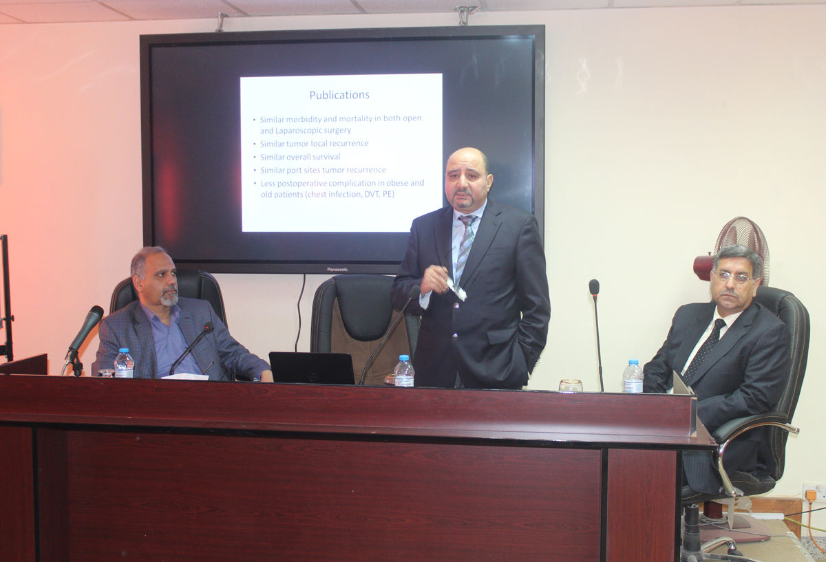 طبيب مغترب يعقد ندوة في طب النهرين حول ( جراحة السرطان وجراحة القولون ) ..... وحدة الاعلام