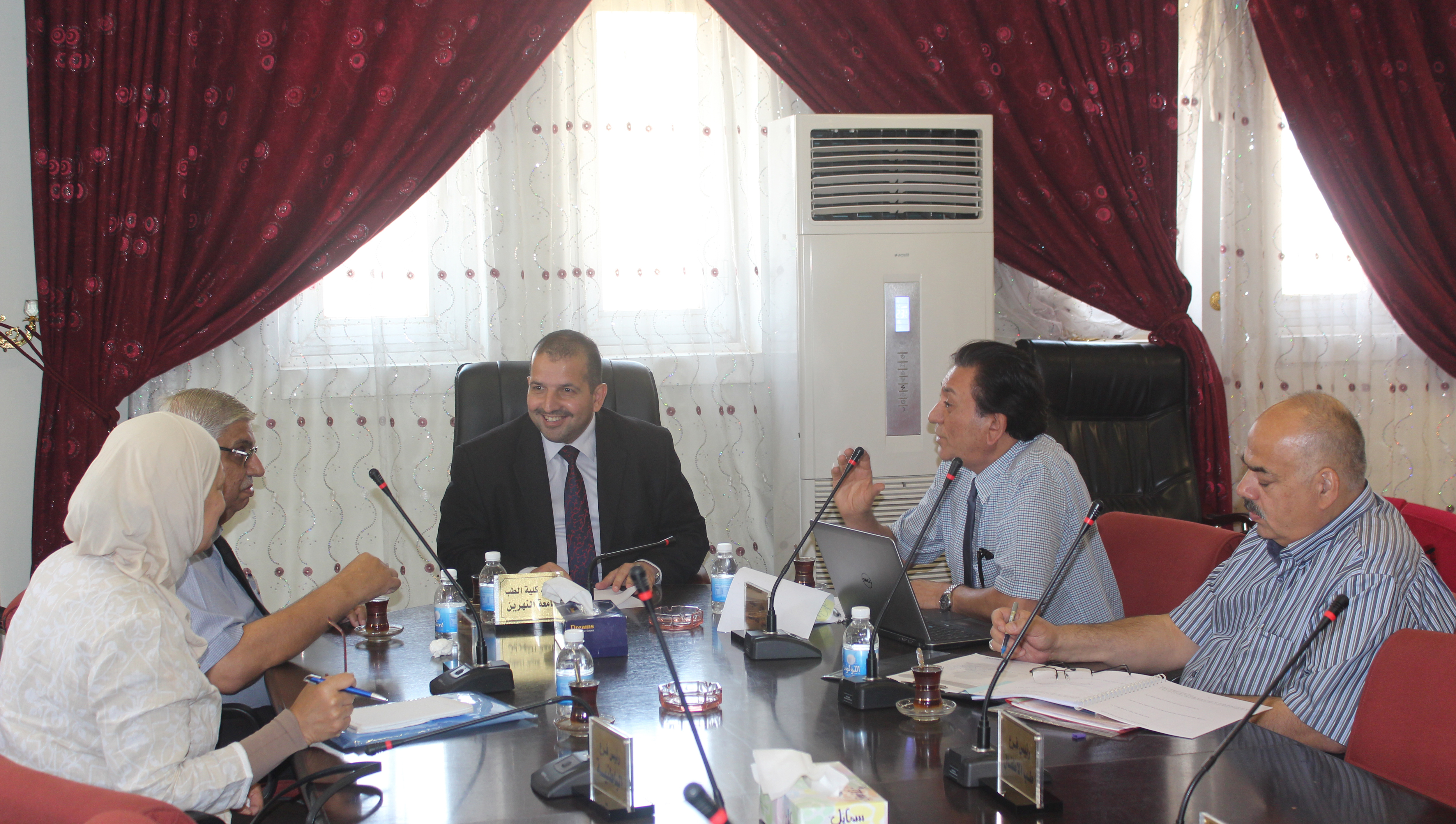 أجتماع لجنة محور البحث العلمي للتقييم المؤسساتي .... وحدة الأعلام