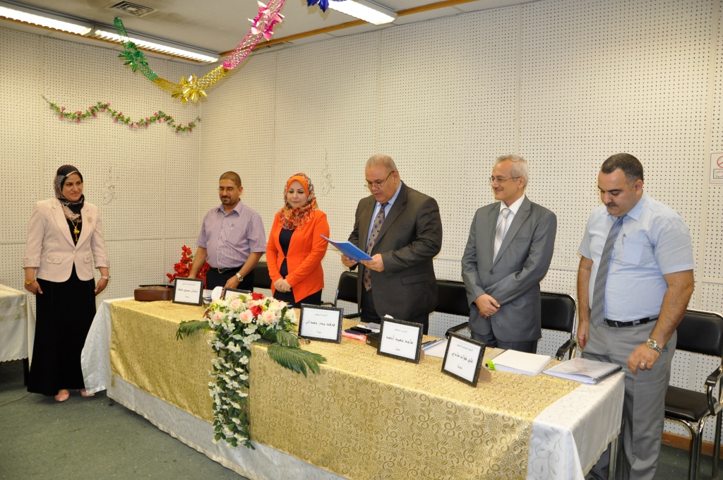 مناقشة رسالة ماجستيرالطالبة زينب محمد تقي في فرع الفسلجة والفيزياء الطبية. 