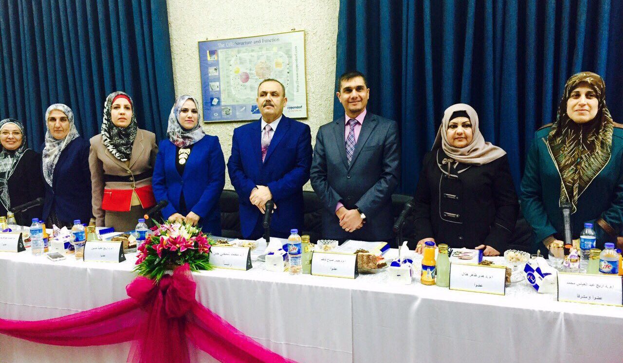 مناقشة طالبة دكتوراه في فرع الاحياء المجهرية