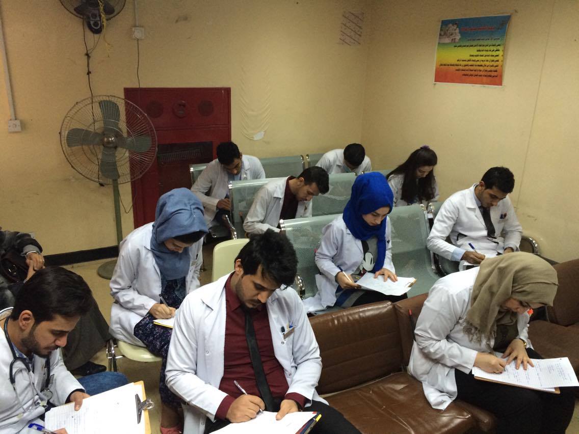 أجراء الامتحان السريري والاوسكي  لنهاية الكورس الثالث لطلبة الصف السادس المجموعة B 