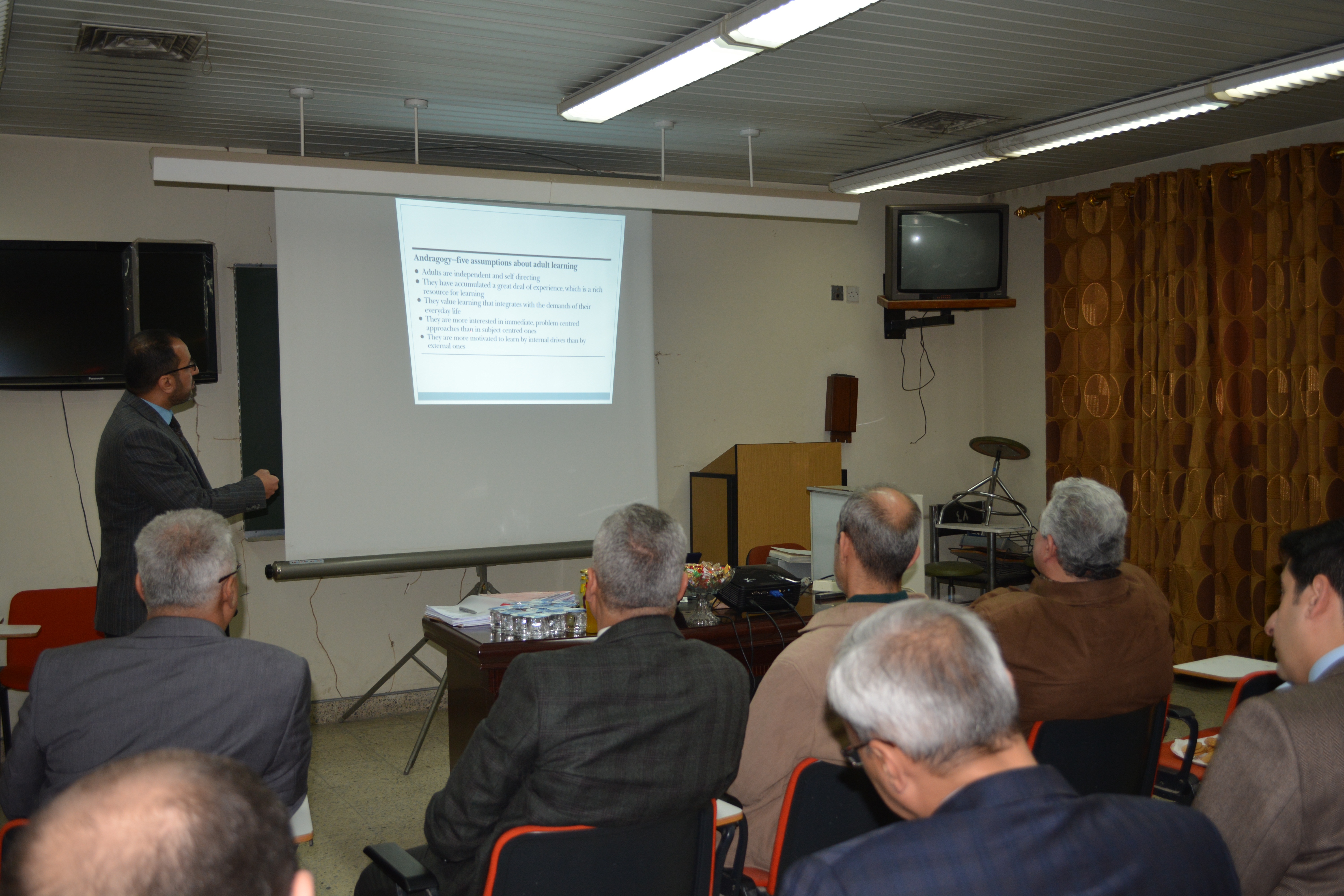 مراجعات في التعليم الطبي -- فرع الطب الباطني