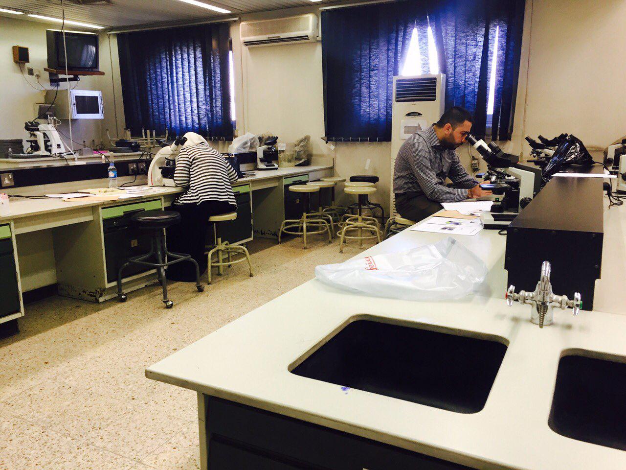 استضاف فرع علم الامراض والطب العدلي الامتحان النهائي العملي لطلبة البورد العراقي امراض الدم