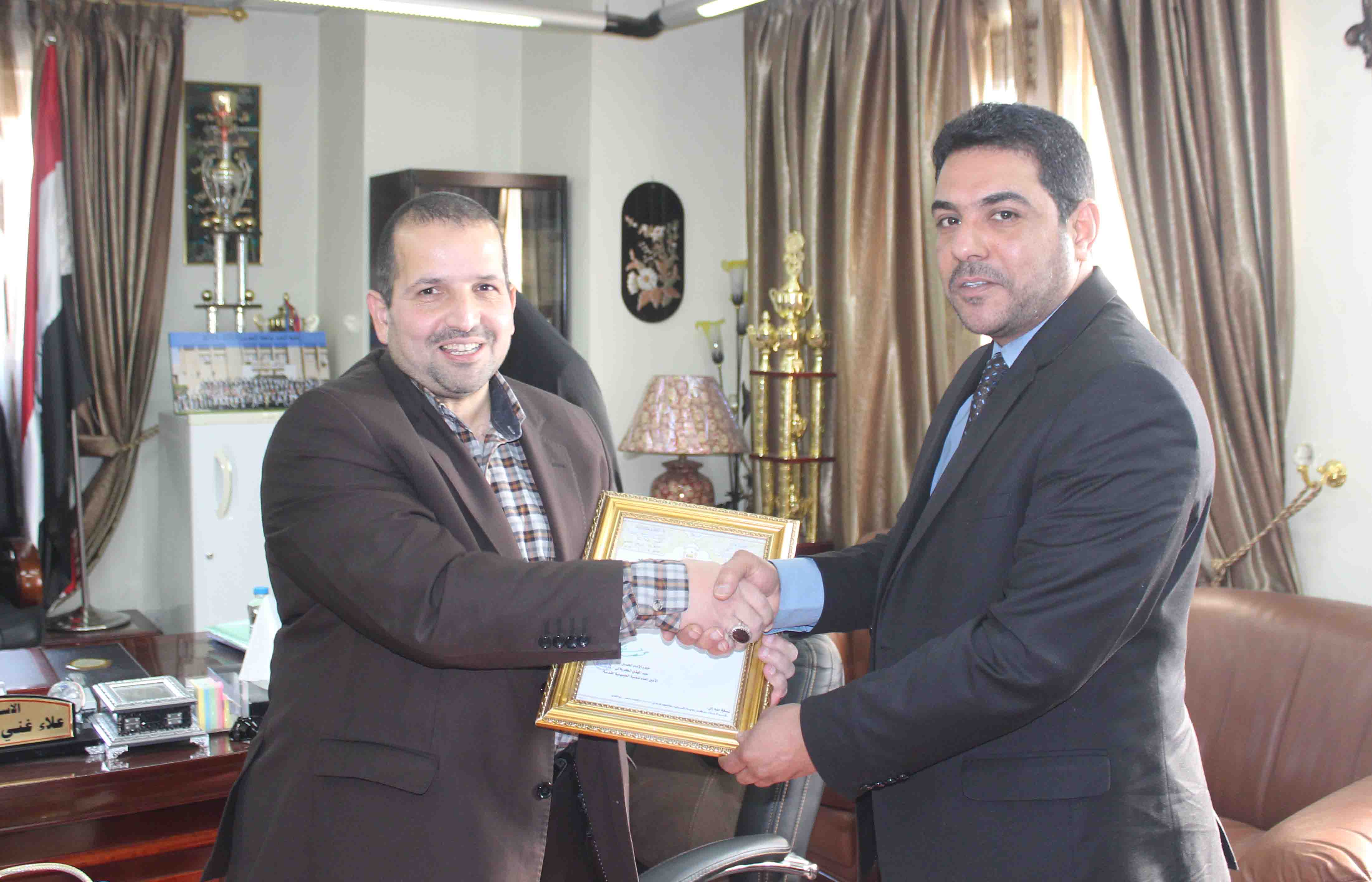 General Secretariat of the holy Husseiniya Shrine values the efforts of the dean of Al-Nahrain College of Medicine