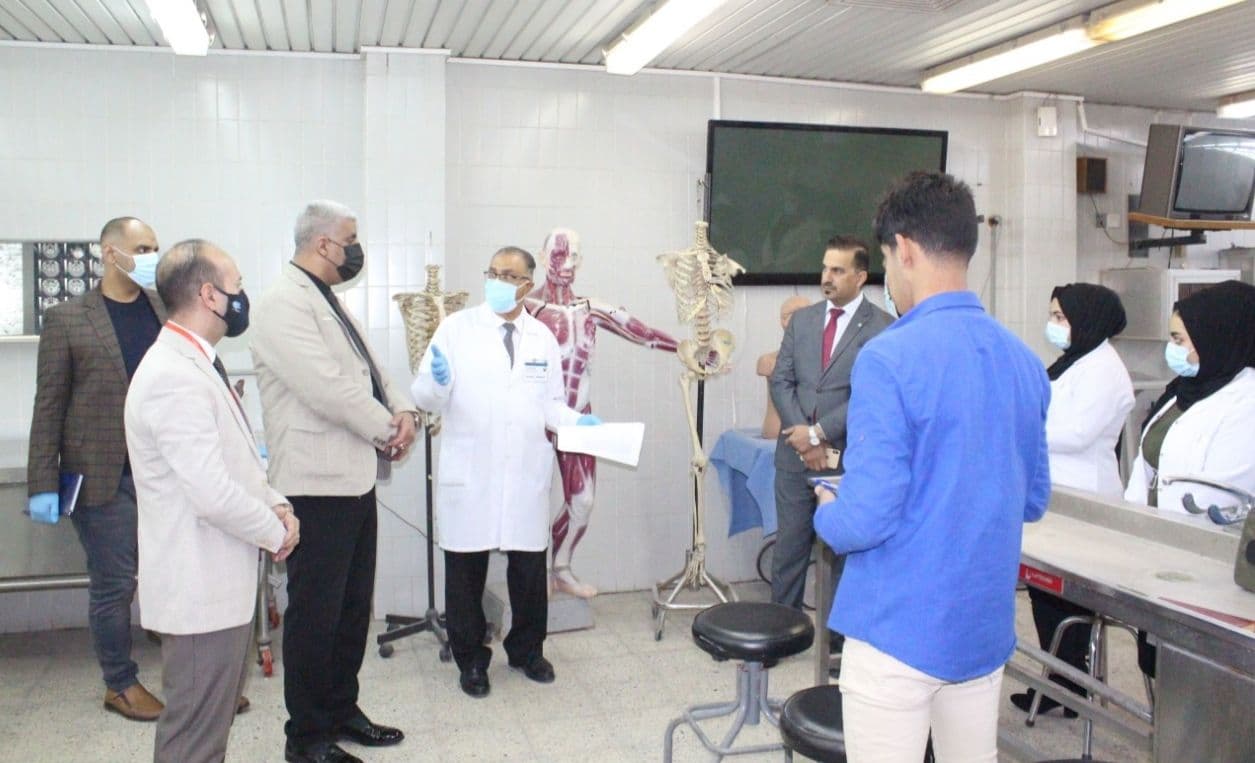 An inspection tour of the Dean of the College (Prof. Dr. Anis Khalil Nayel)