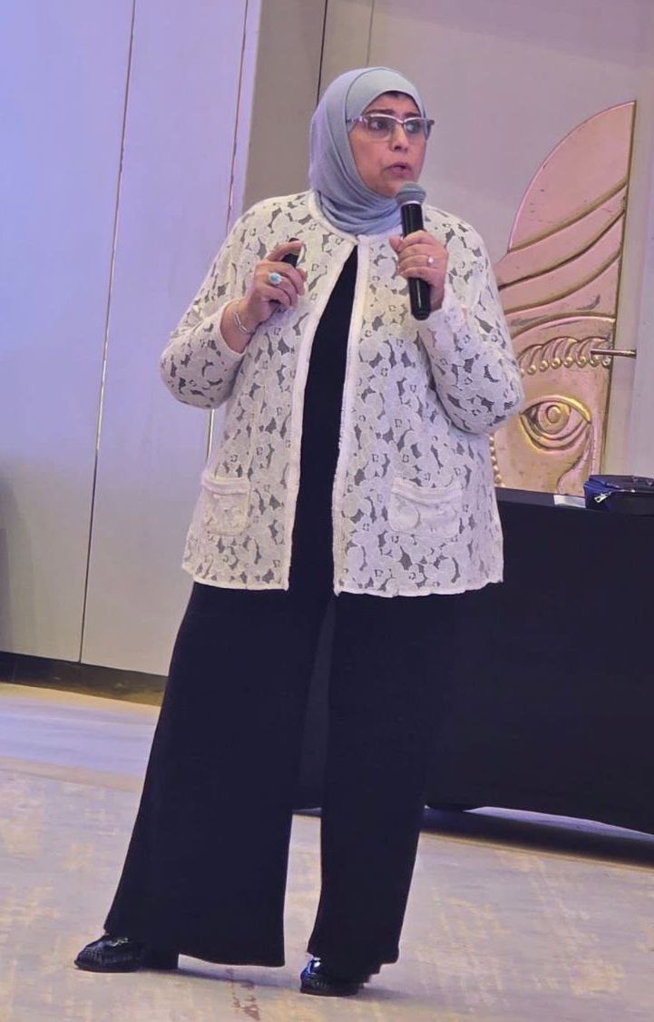 A faculty member from the Department of Obstetrics and Gynecology participated in the Iraqi Women’s Association Conference with a lecture on obesity and its treatments.