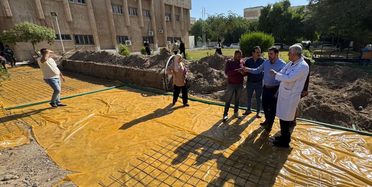 The Dean of the College of Medicine at Al-Nahrain University followed up on the progress of the development and renovation work of the college's corridors and gardens.