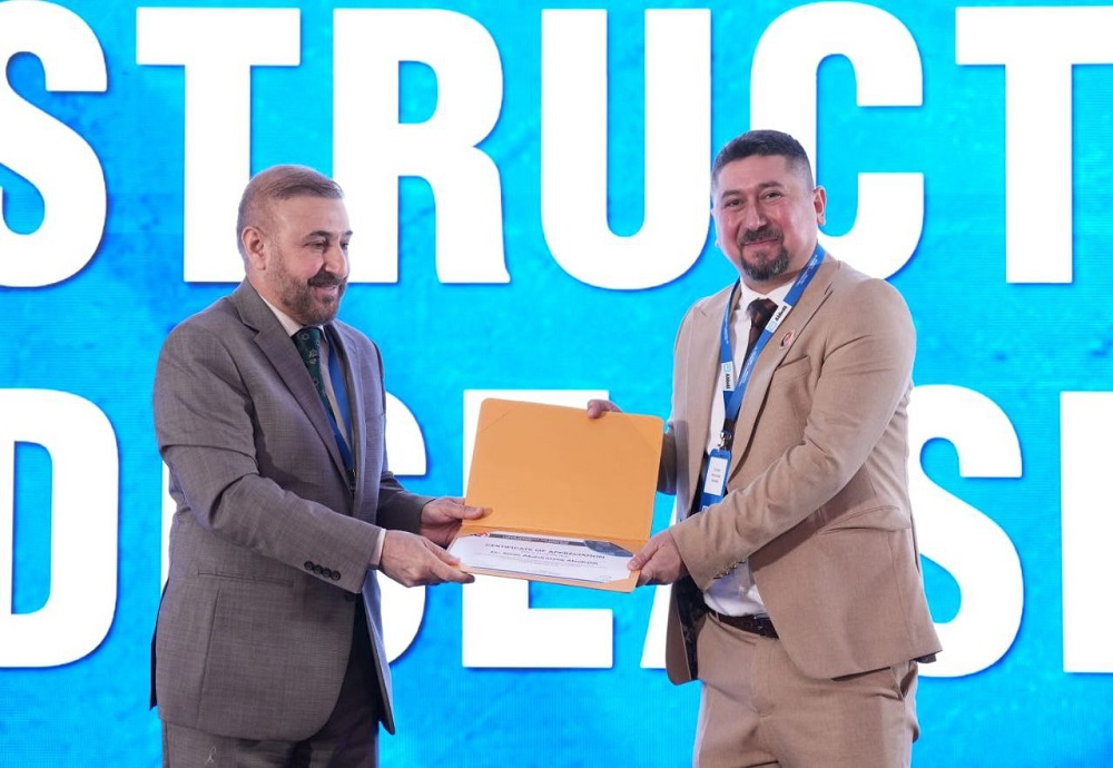 Assistant Professor Dr. Sinan Abdul Razzaq Al-Zubaidi, a faculty member in the Department of Pediatrics, was honored.