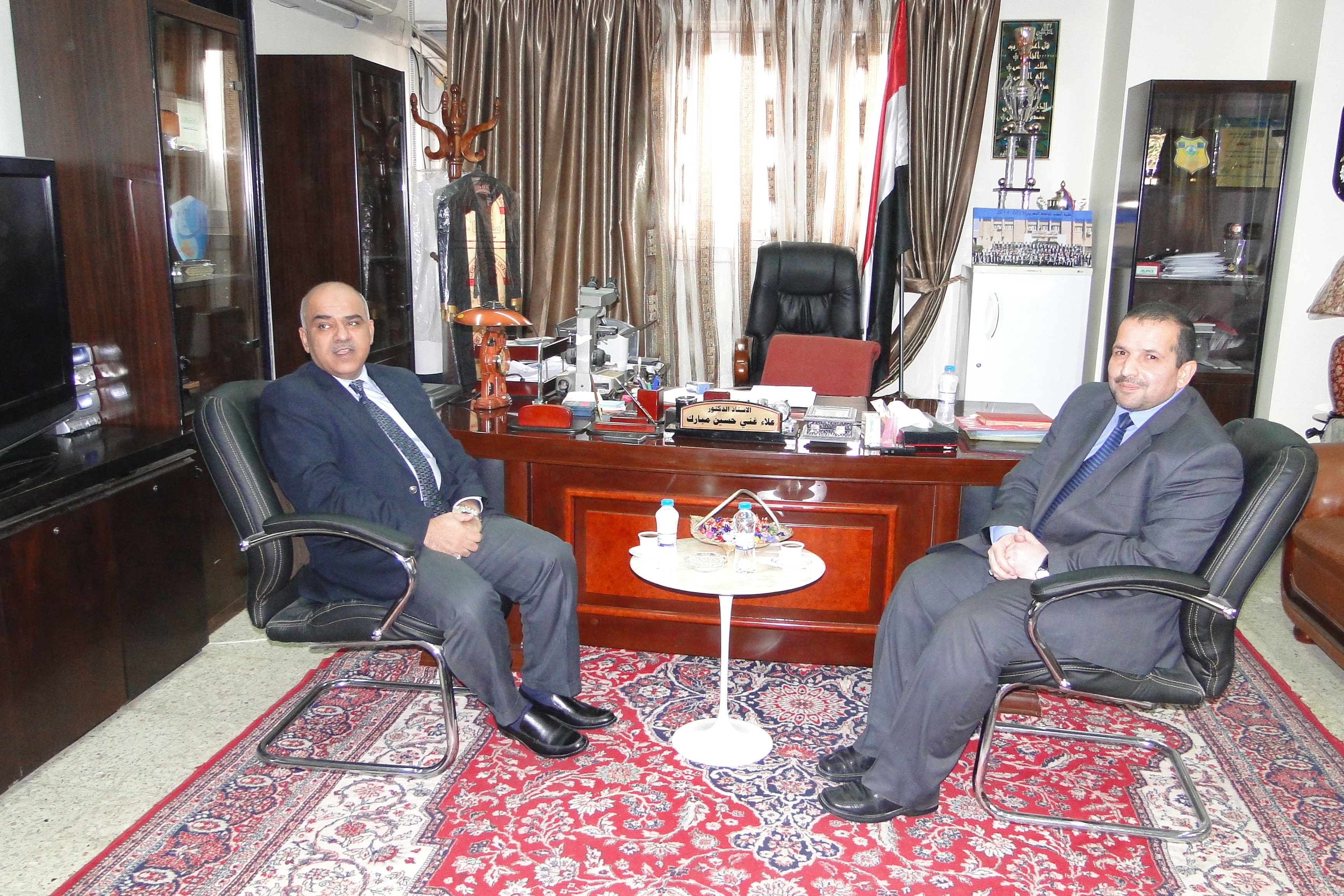  The President of Al-Nahrain University visited Al-Nahrain College of Medicine, and inspected the process of examinations             ………….. Media Unit