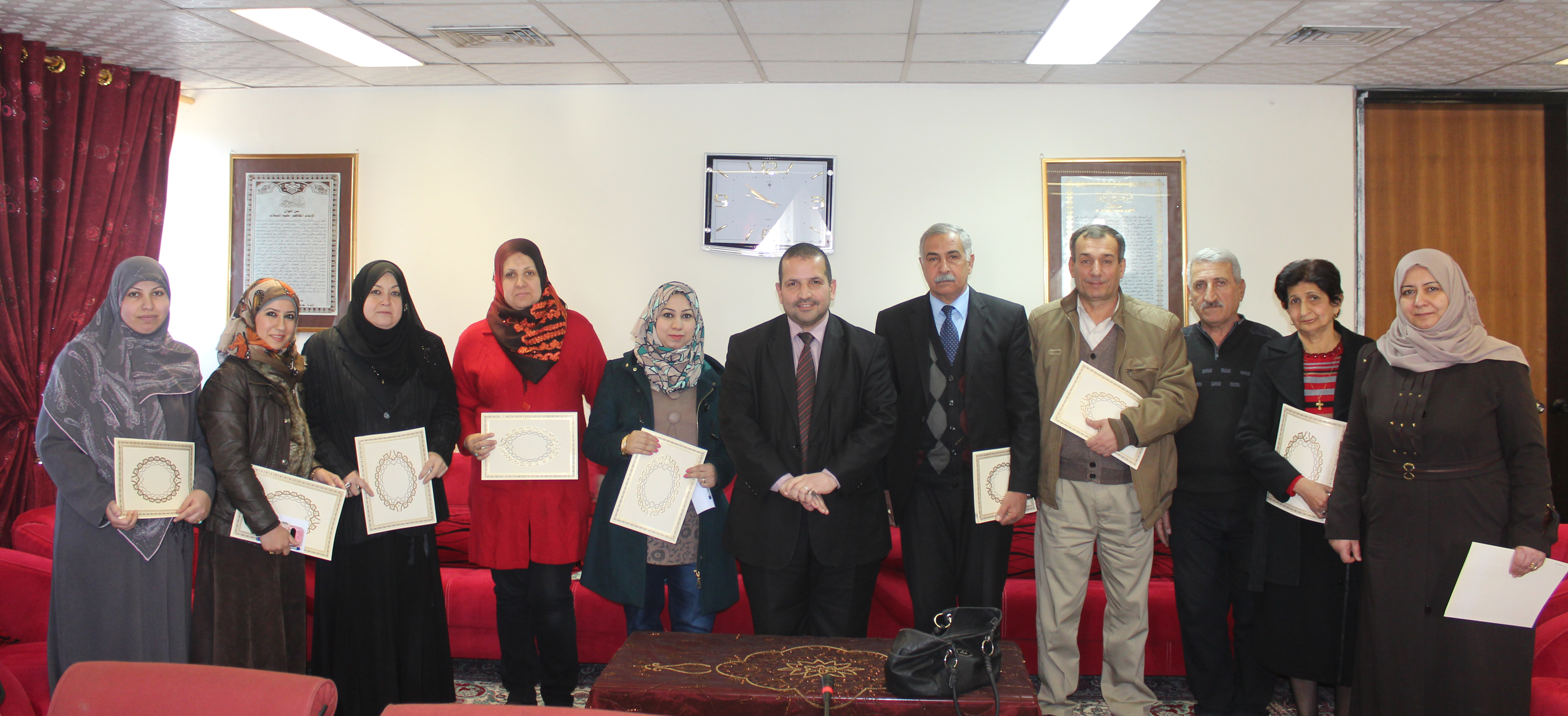 Honouring outstanding employees of Al-Nahrain College of Medicine....... Media Unit