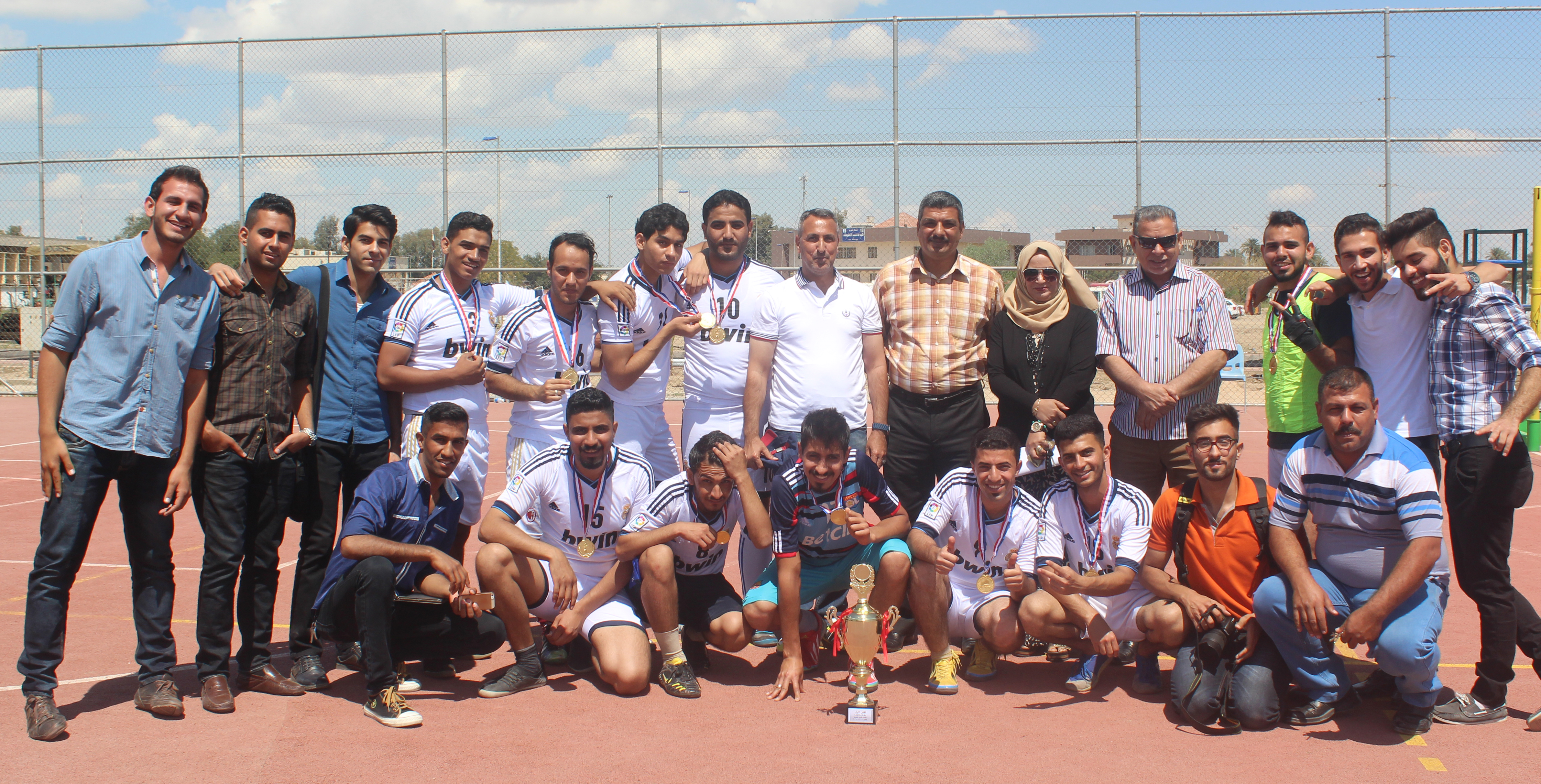           Awards for the sport  team of Al-Nahrain College of Medicine within the College of Medicine sports activity in the Spring Festival                          . ……Media Unit 