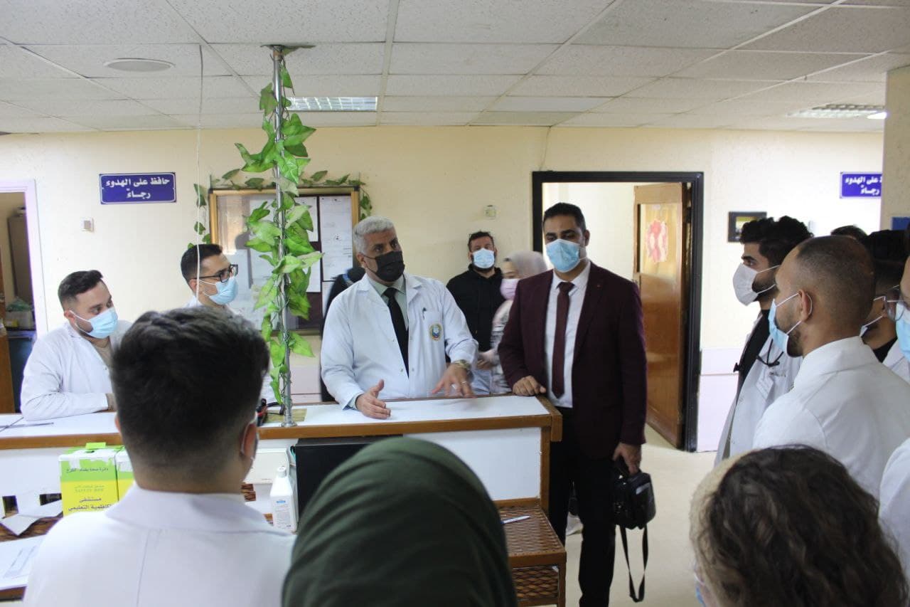 An inspection tour of the Dean of the College of Medicine, Al-Nahrain