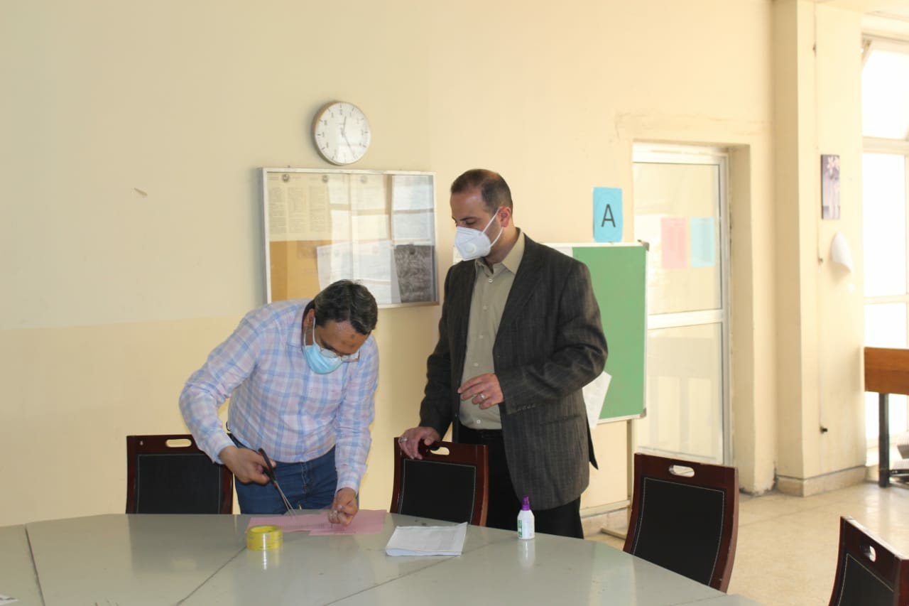 Al-Nahrain College of Medicine completes final preparations for the attendance examinations for undergraduate students