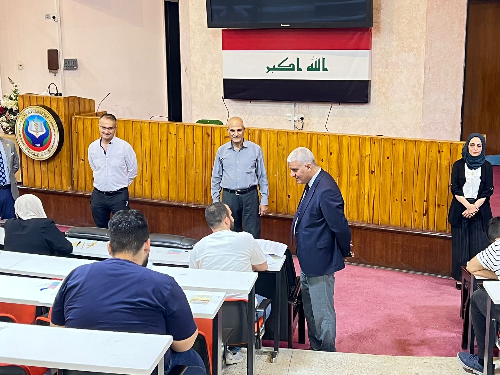 Dean's tour to follow up the examination process