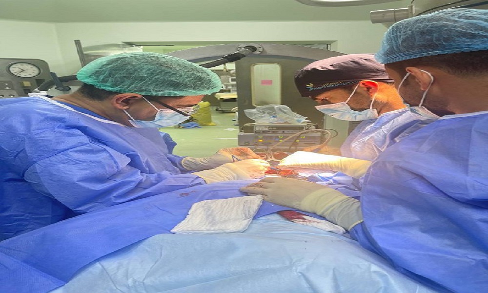 Fixation and adjustment of lumbar vertebrae by Professor Dr. Ihsan Subhi Neama.