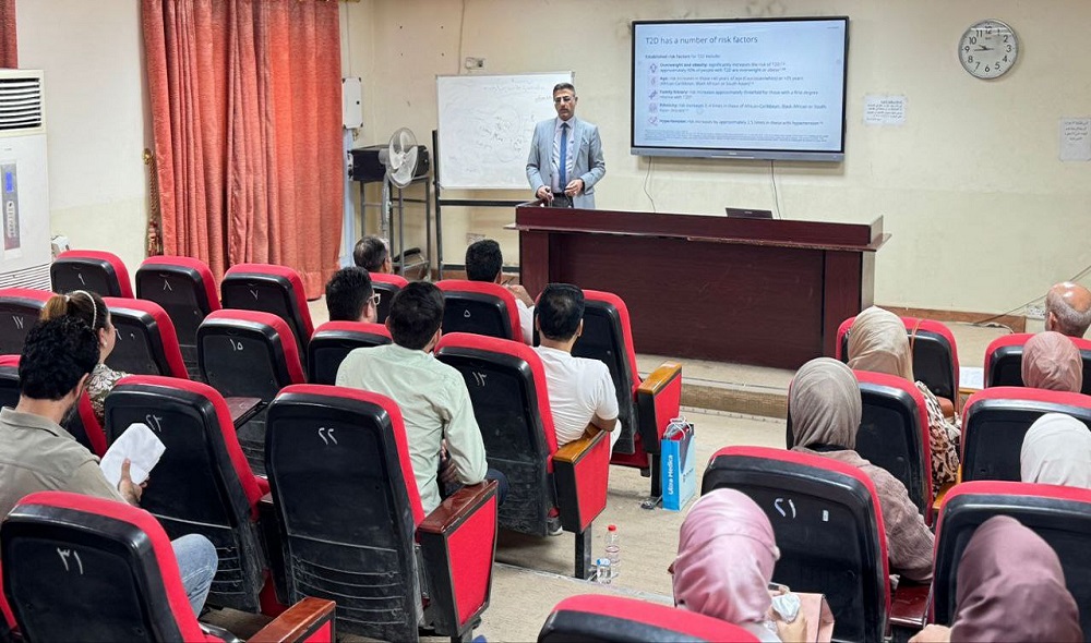 The Department of Internal Medicine Holds a Periodic Scientific Symposium on Endocrinology and Diabetes