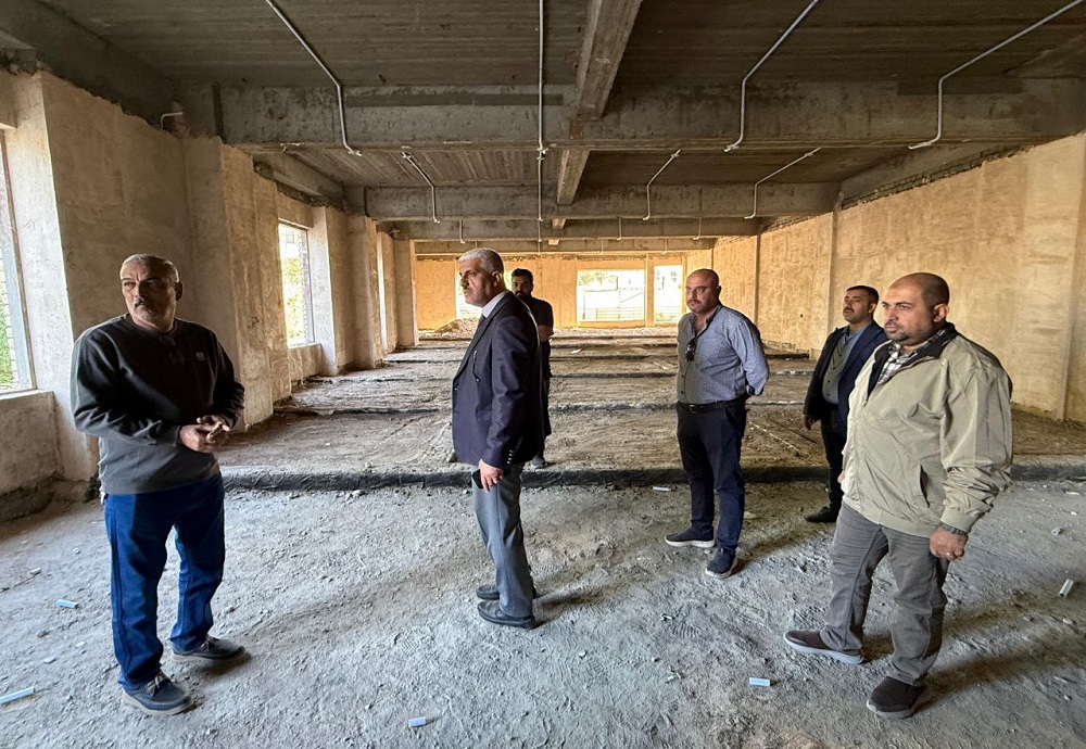 **An Inspection Tour by the Dean of the College of Medicine at the Clinical Skills Building**