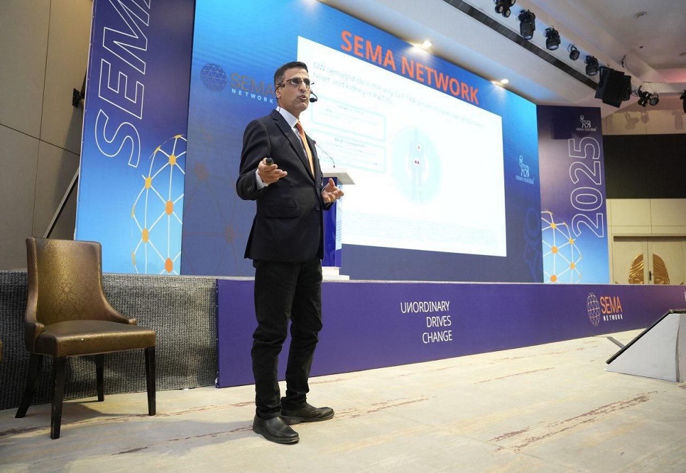 **Head of the Department of Internal Medicine at the College of Medicine, Al-Nahrain University Participates in a Scientific Seminar on Obesity**